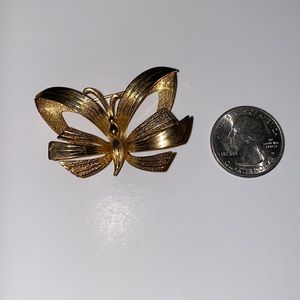 Antique Gold Tone Butterfly Brooch Pin